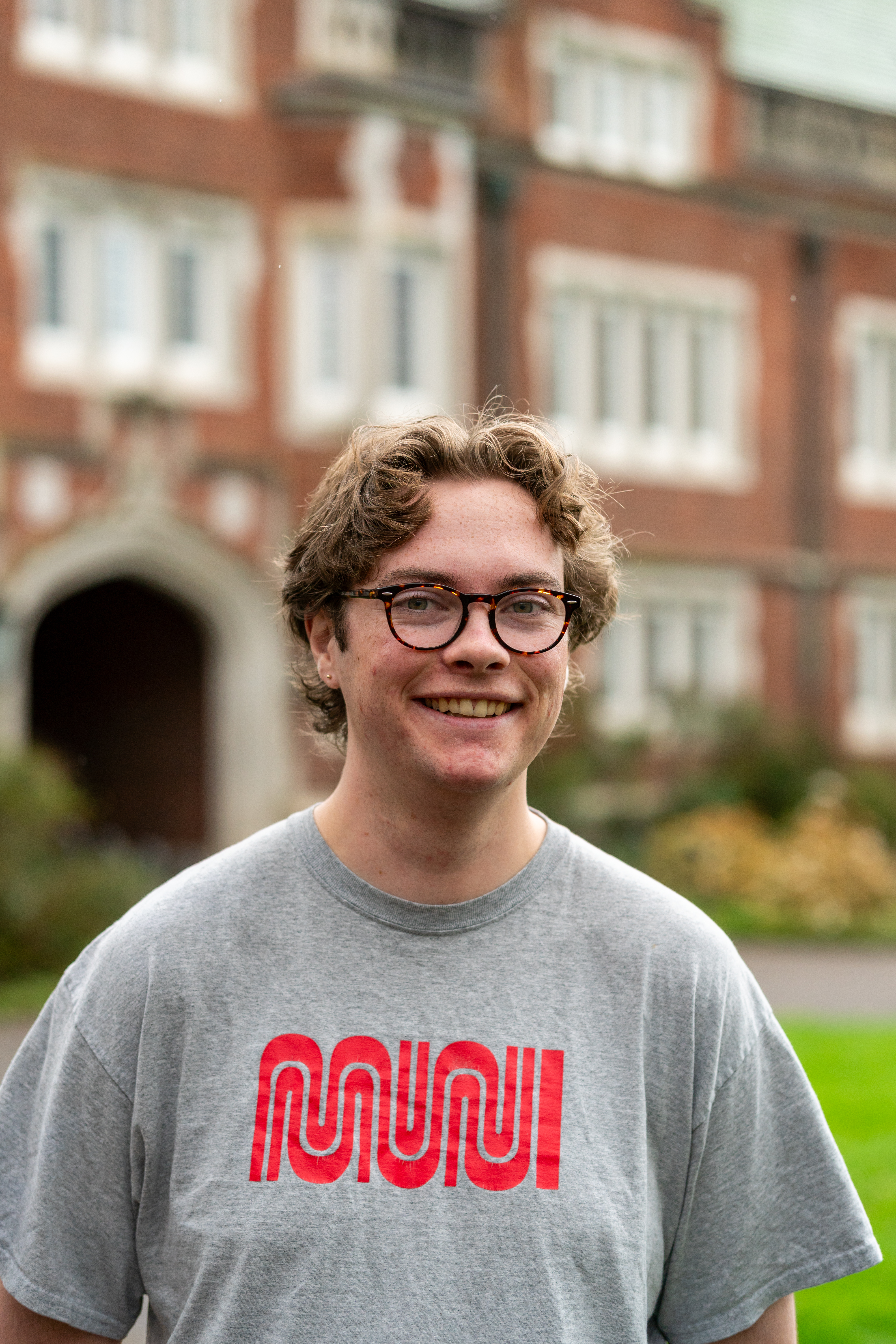 A photo of Milo Wetherall on the Reed campus.